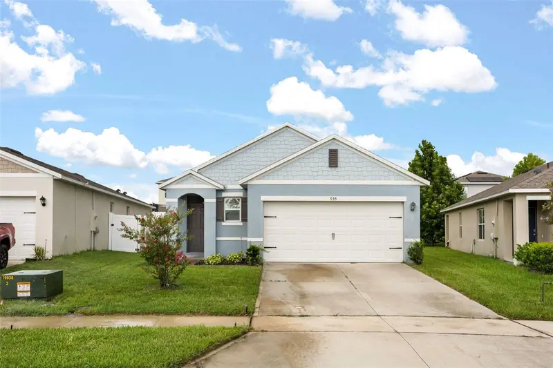 935 August Sky Dr, FL