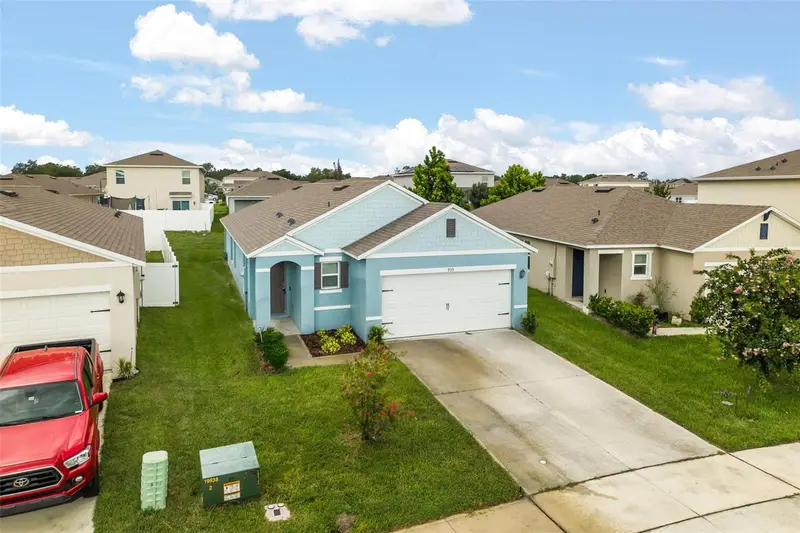 935 August Sky Dr, FL
