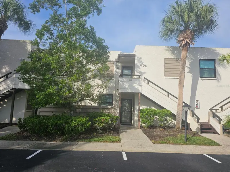 586 Lakeside Dr #586, FL