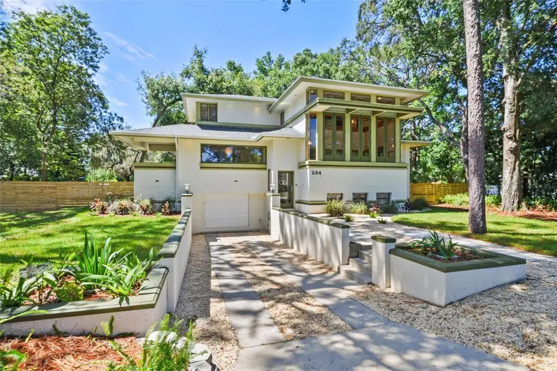 234 Alpine St, FL