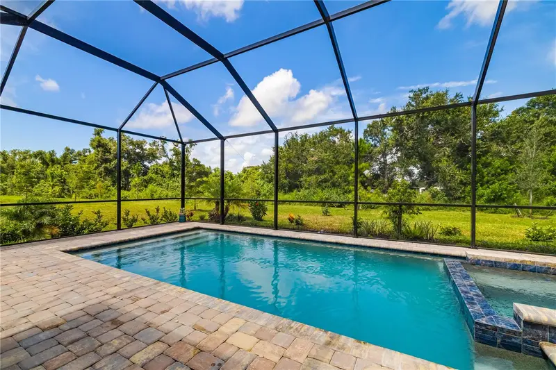 5030 Saratoga Springs Run, FL