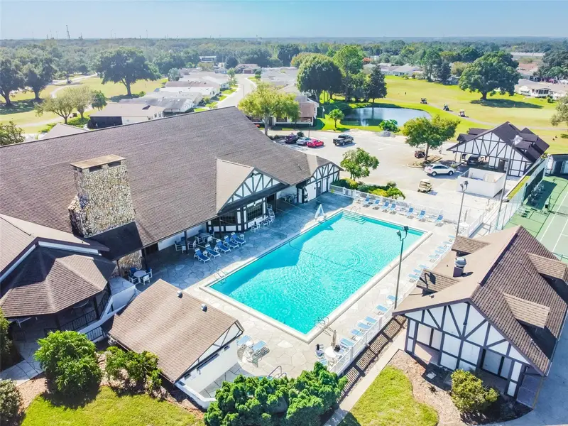 2324 Sea Island Cir S, FL