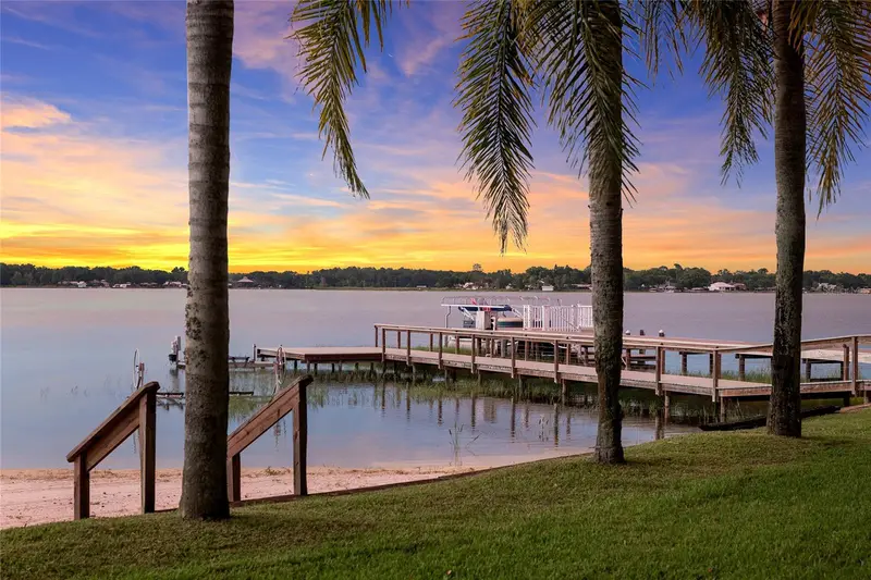10745 Se Sunset Harbor Rd, FL