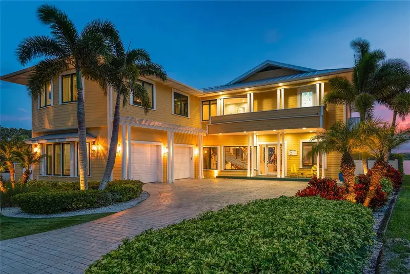 2012 Spyglass Ln, FL