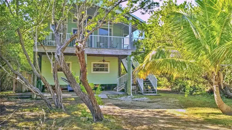 9556 Buccaneer Trl, FL