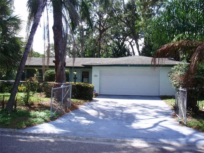 120 Sw Monroe Cir N, FL