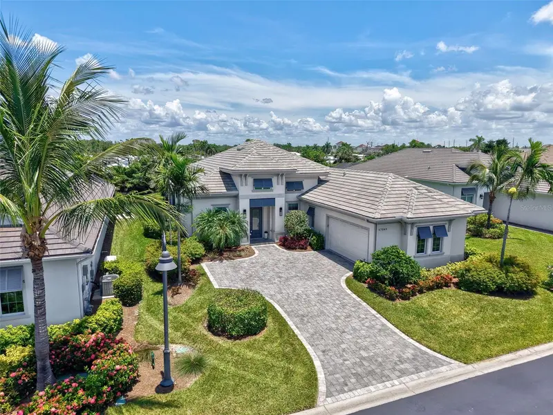 17243 Hidden Estates Cir, FL