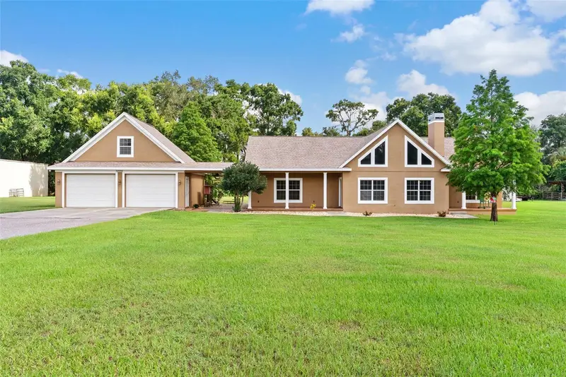 12136 Mcintosh Rd, FL