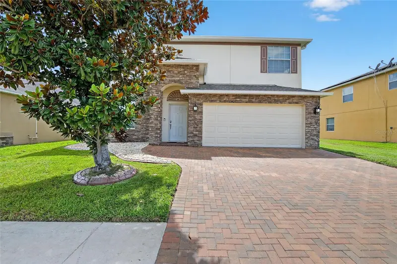 12407 Gilmerton Mist Ln, FL