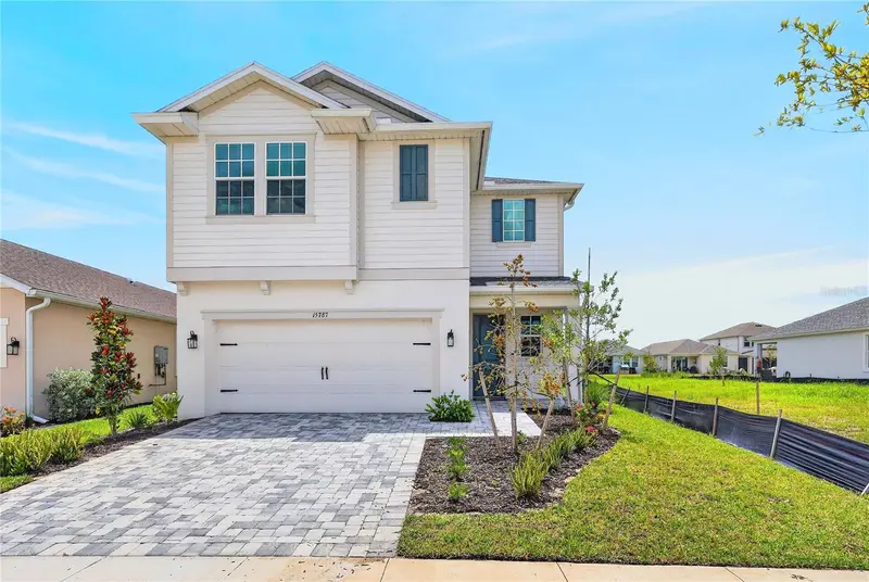 15811 Elina Sky Dr, FL