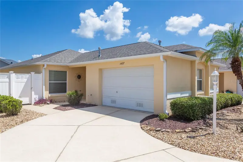 1497 Alexandria Pl, FL