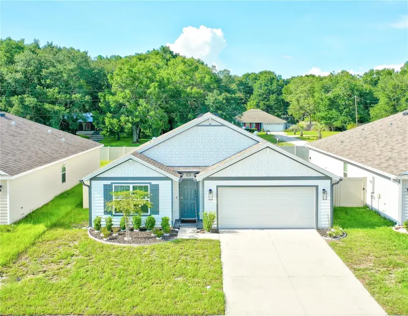 24596 Nw 23rd Ln, FL