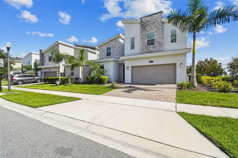 8844 Cruden Bay Ct, FL