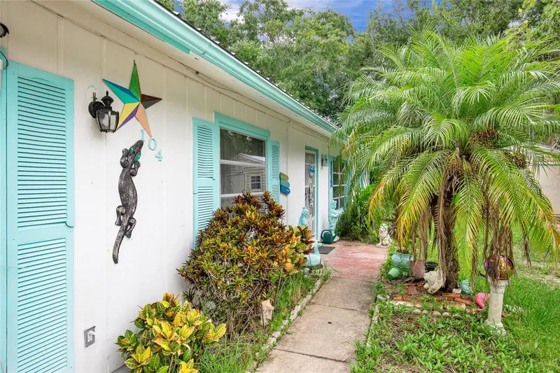 104 Ludwig Ave, FL