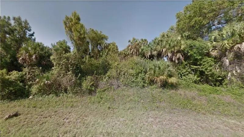 Hampshire Cir, FL