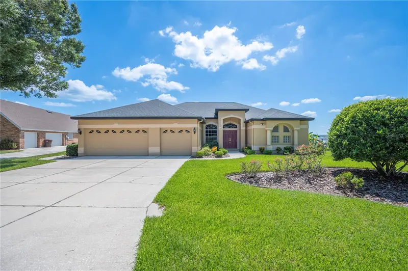 102 Bayberry Dr, FL