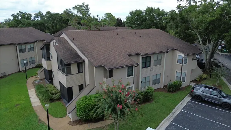 3019 Antique Oaks Cir #124, FL