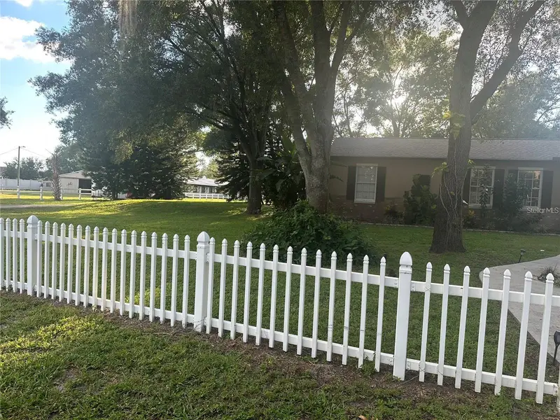 10520 Henderson Rd, FL