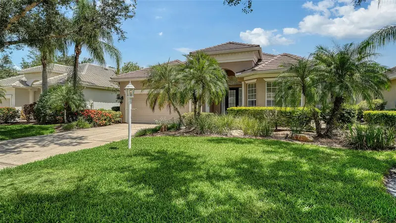 6909 Lennox Pl, FL