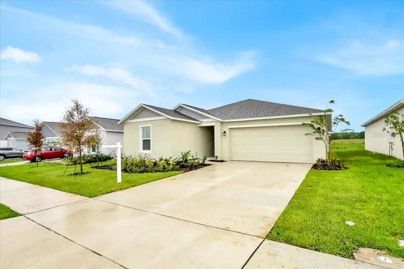 2398 Mckinley Dr, FL