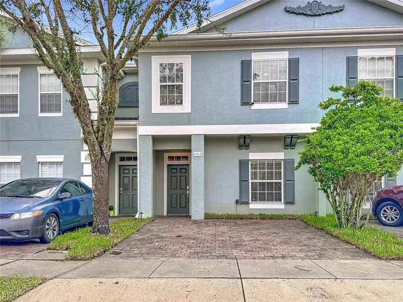 2412 Caravelle Cir, FL