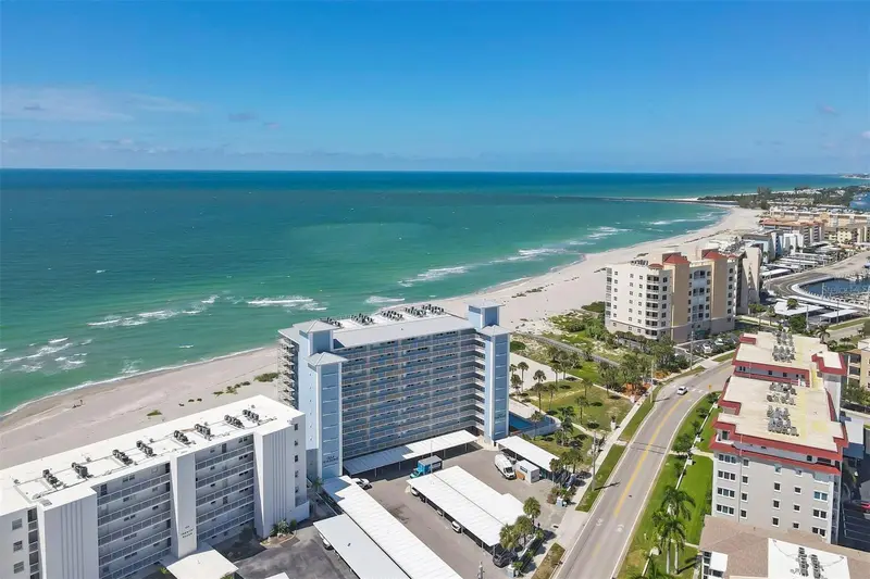 555 The Esplanade N #301, FL