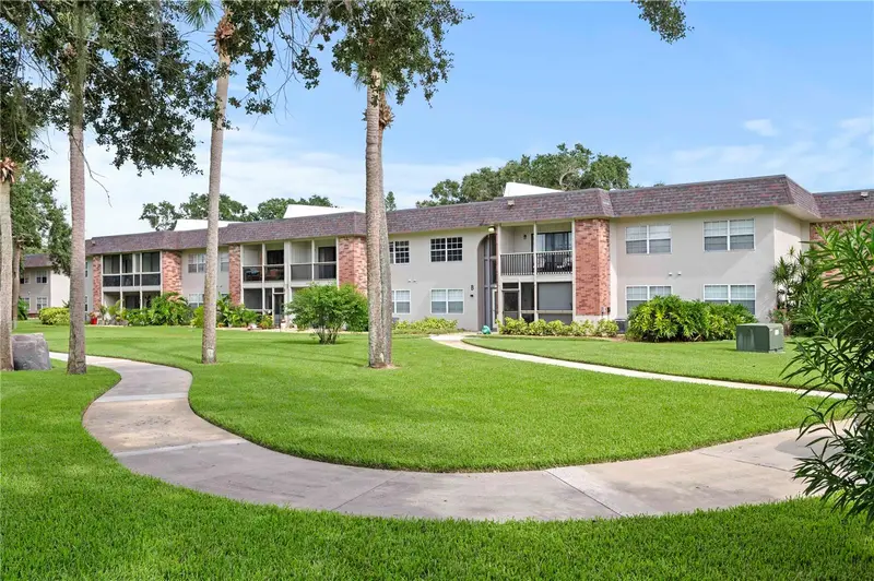 3800 Saxon Dr #19b, FL