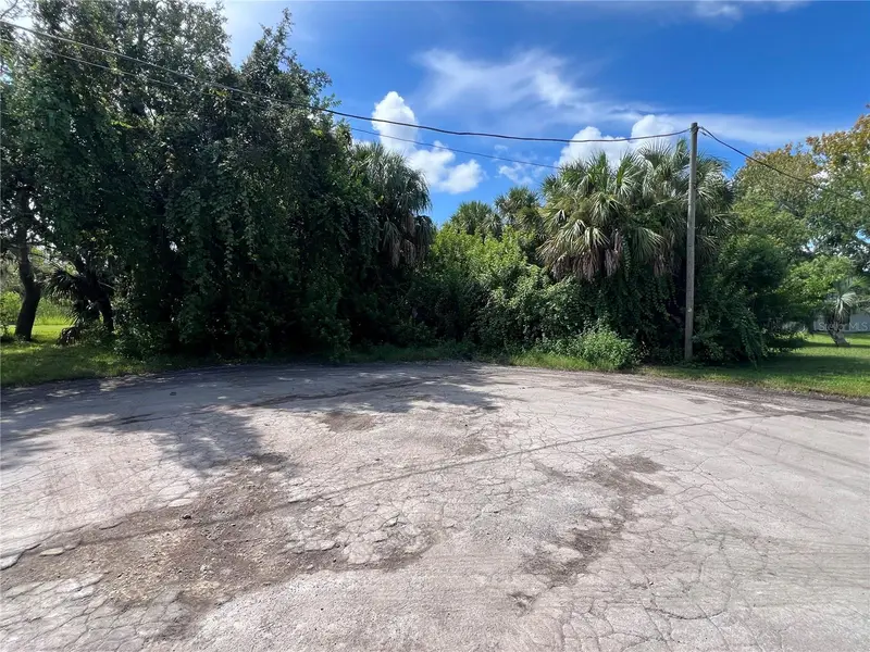 Caribbean Ct, FL