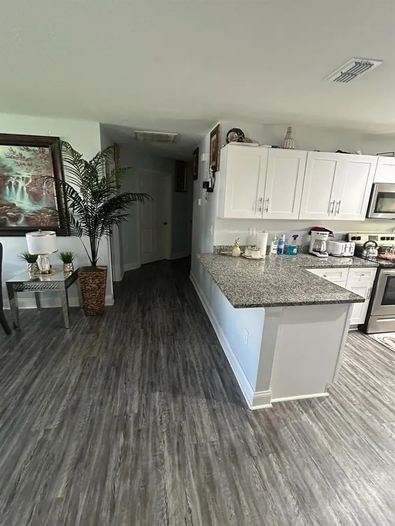483 S Oak Ave, FL