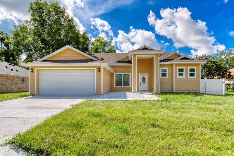 67 Westrobin Ln, FL