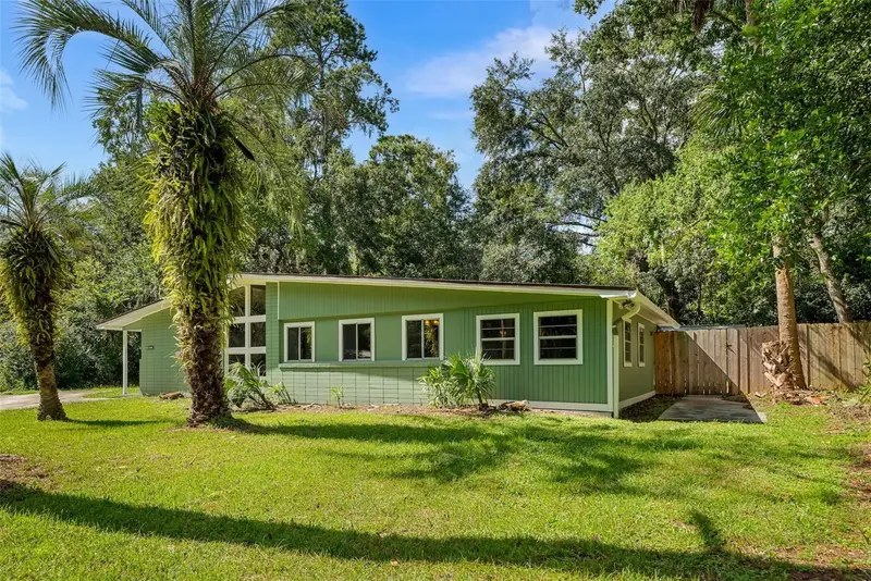 4106 Nw 13th Pl, FL