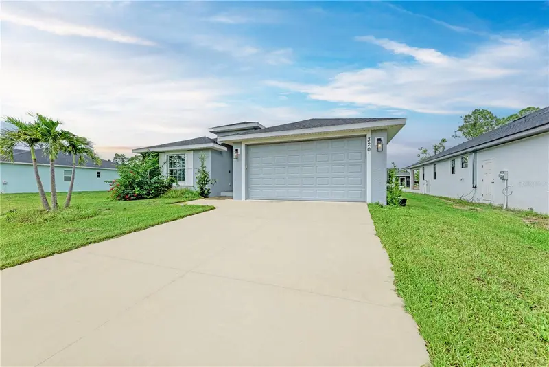 320 Albatross Rd, FL