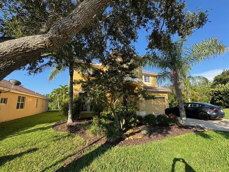 8606 Stone Harbour Loop, FL