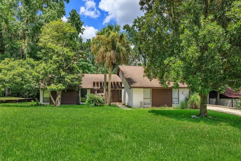 817 Hickory Knoll Ct, FL