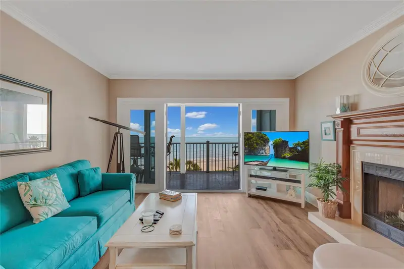 1582 Gulf Blvd #1506, FL