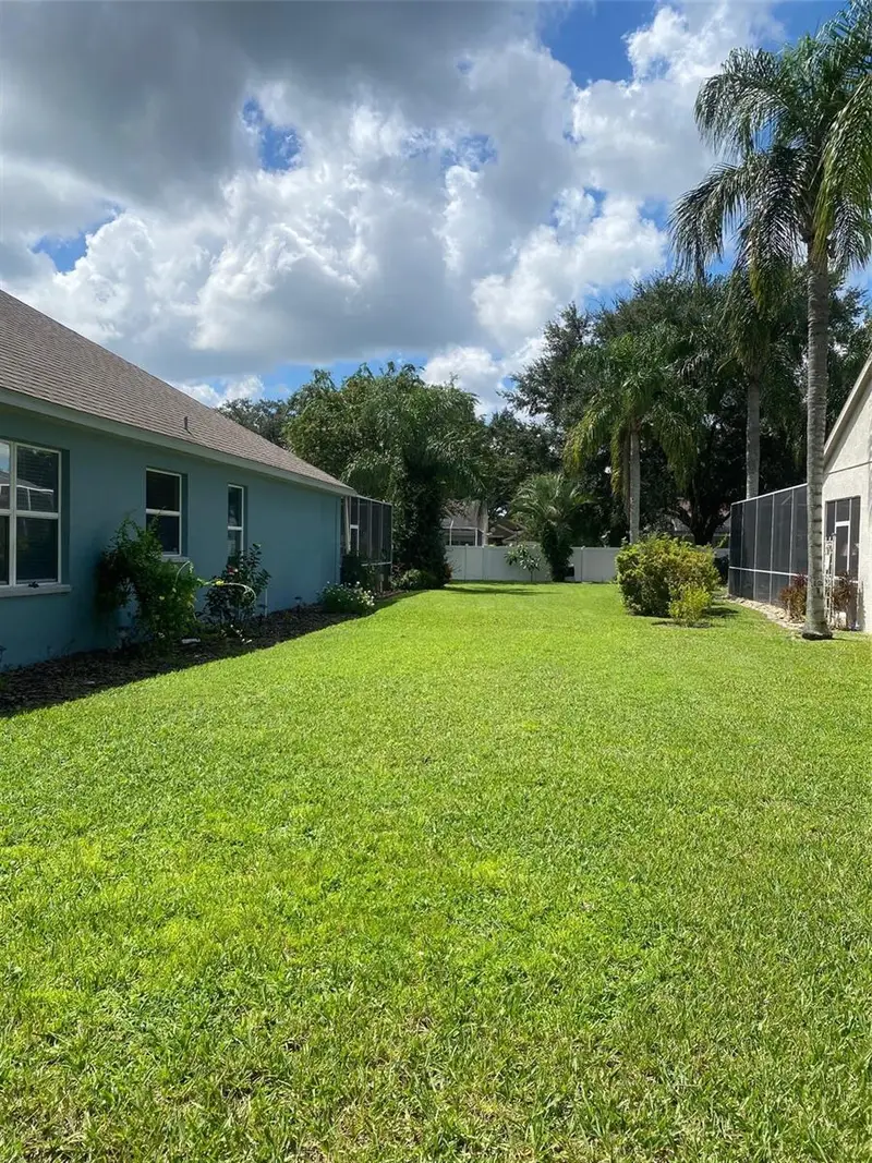 760 Bryson Loop, FL
