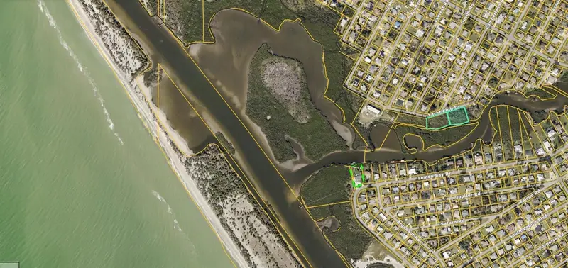 Yacht Club Dr, FL