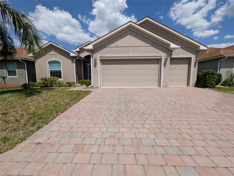 5225 Pebble Beach Blvd, FL