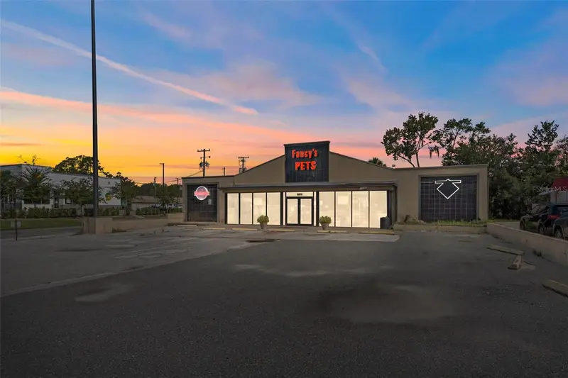 669 Ne Us Highway 19, FL