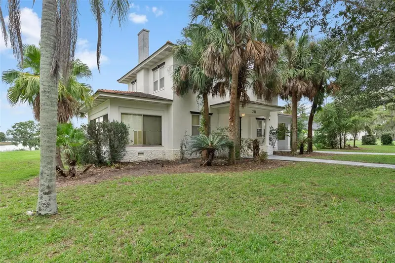 211 S Central Ave, FL