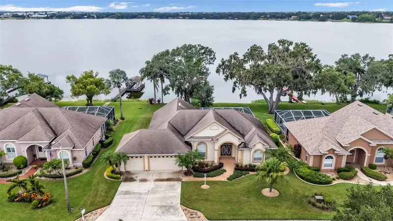 226 Ruby Lake Ln, FL