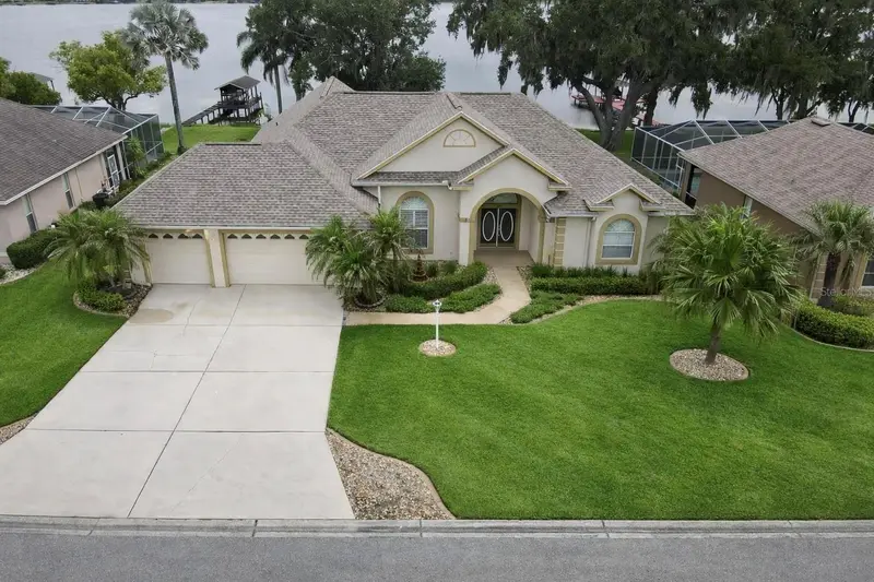 226 Ruby Lake Ln, FL