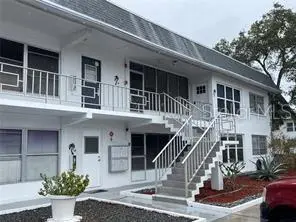 1221 Drew St #A21, FL
