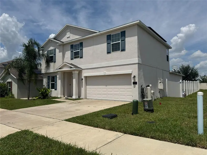 196 Taft Dr, FL