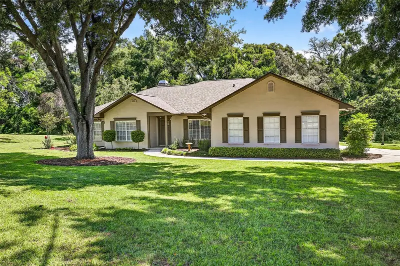 11240 Grandview Dr, FL