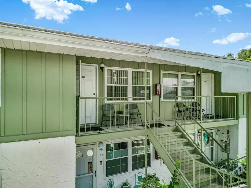 840 Center Ave #10, FL