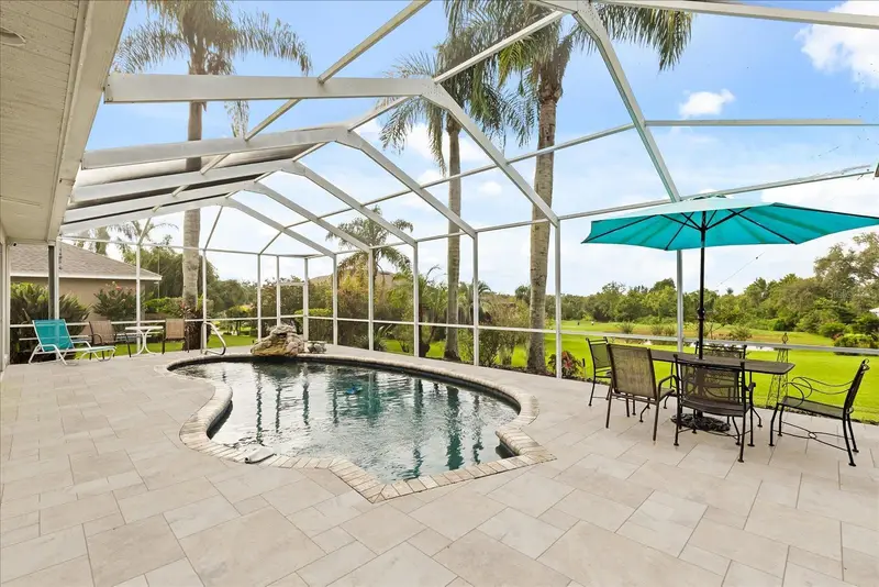 7103 Montreal Dr, FL