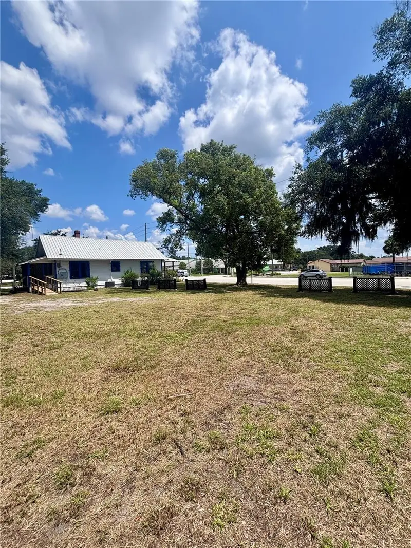 490 N Spring Garden Ave, FL