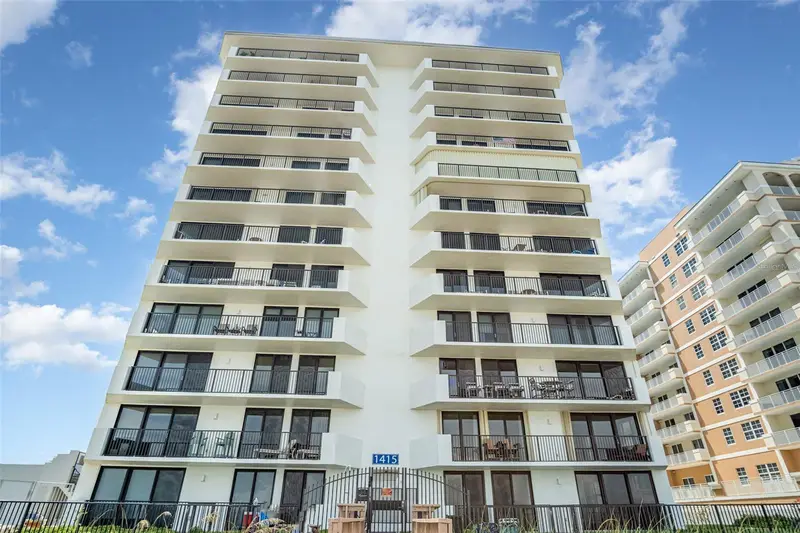 1415 Ocean Shore Blvd #704, FL