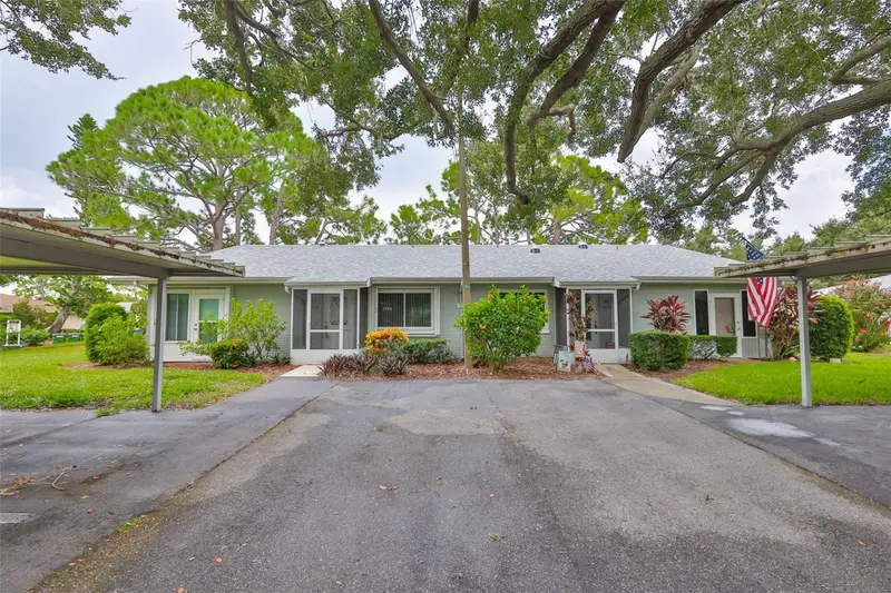 2206 Horsham Pl, FL